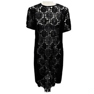 CHLOE BLACK SHORT SLEEVE CREW NECK LACE TWILL SHIFT DRESS